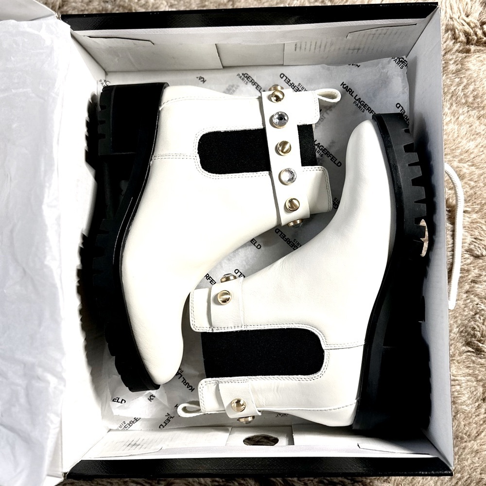 Karl Lagerfeld Paris Boots